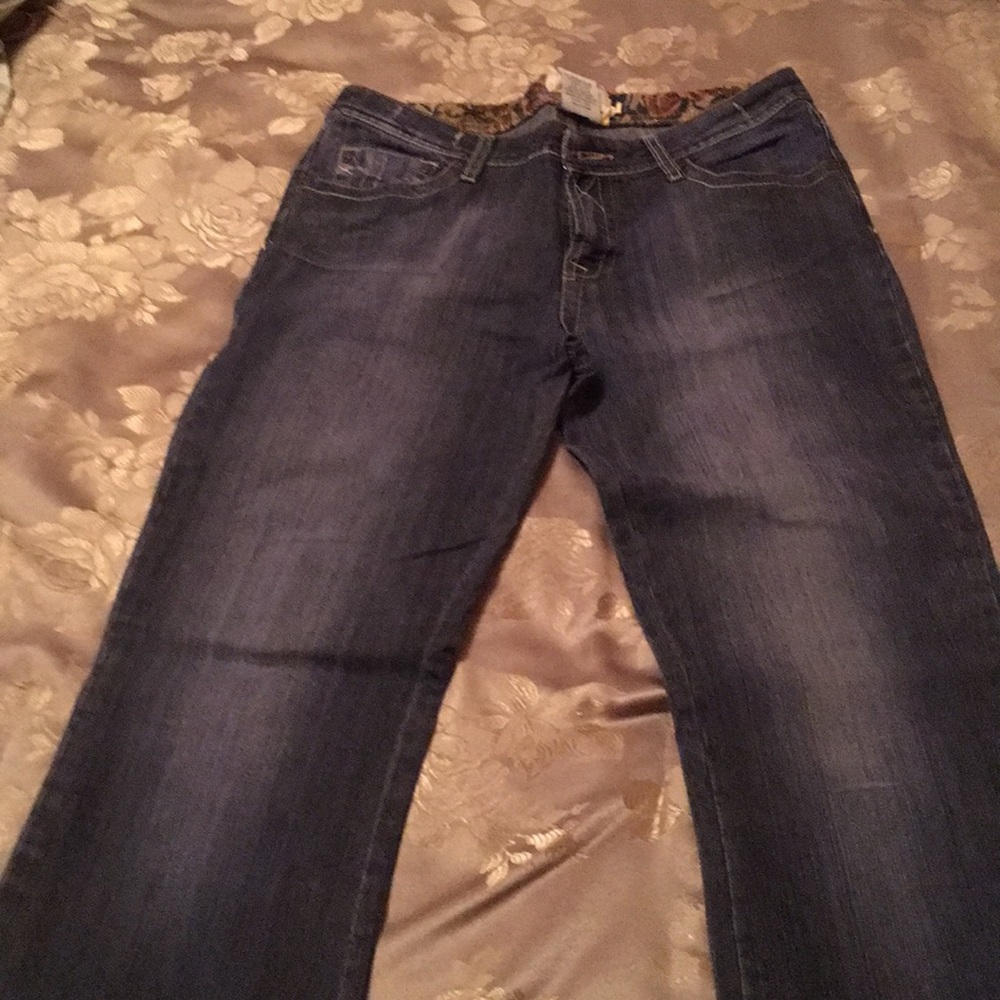 Women’s jeans